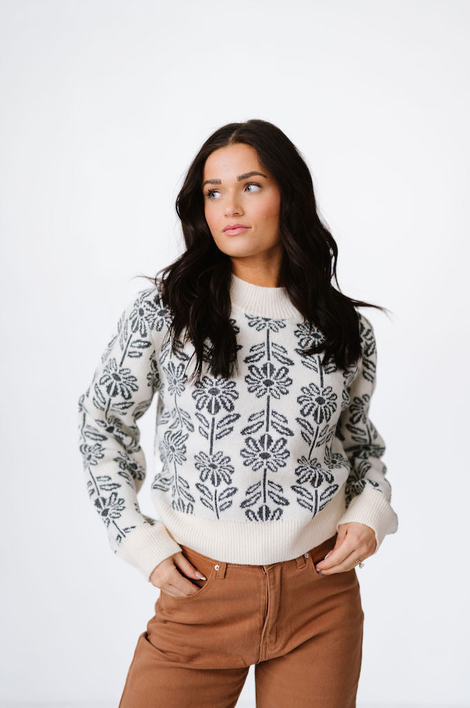 Oxford Floral Sweater | 2 colors |